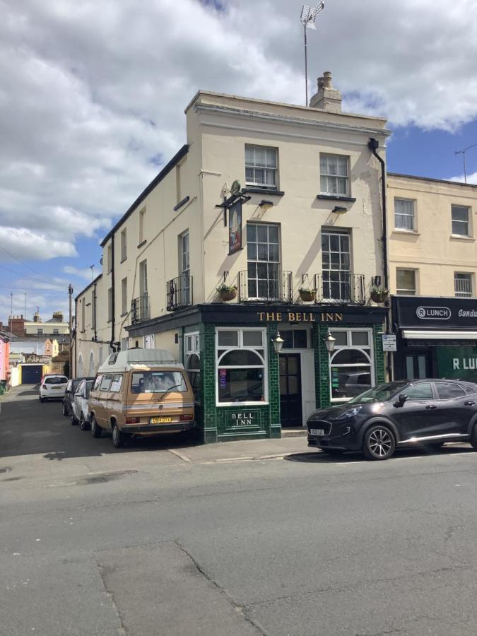 The Bell Inn Cheltenham Exterior photo